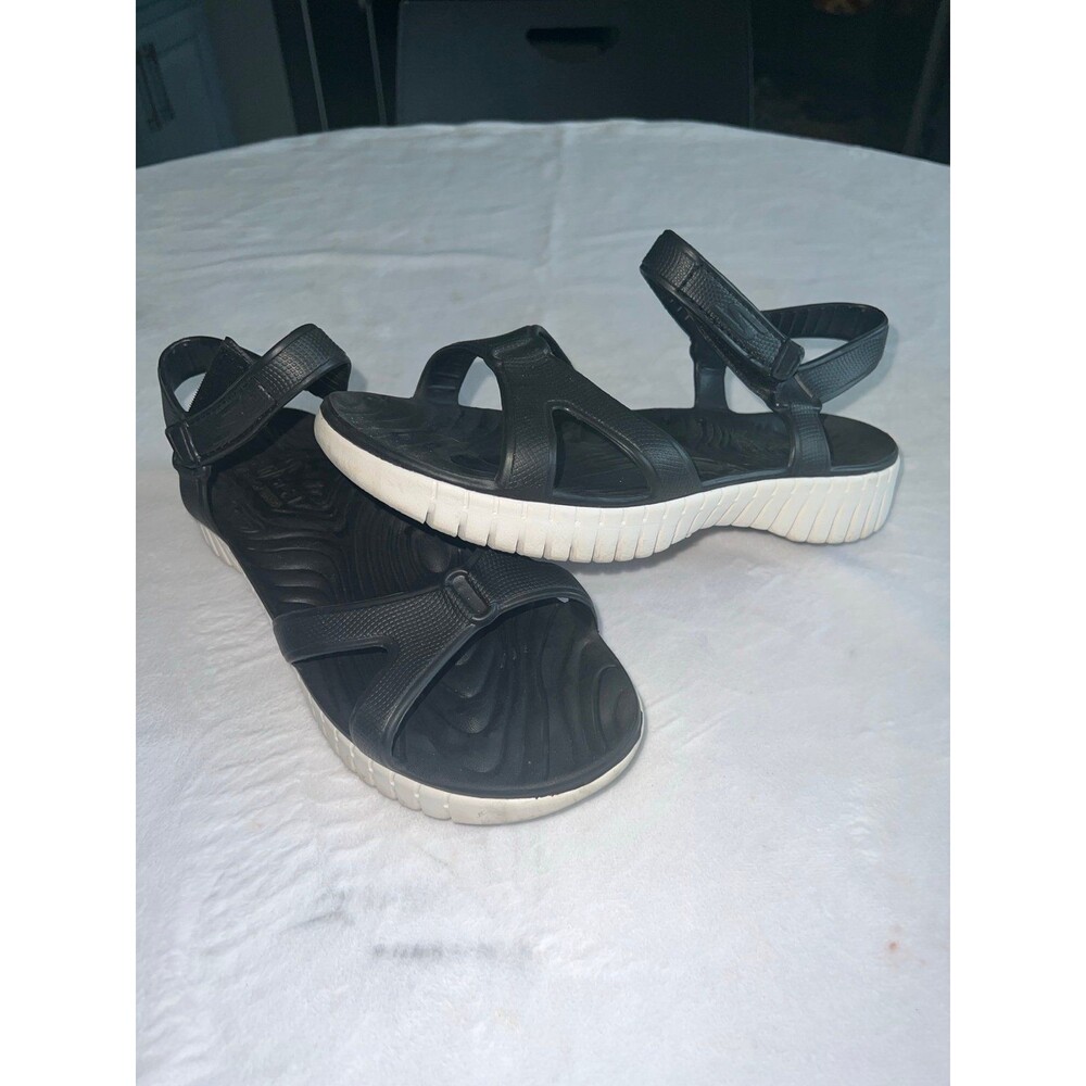 Sketchers Cali gear Sandals sz 9
